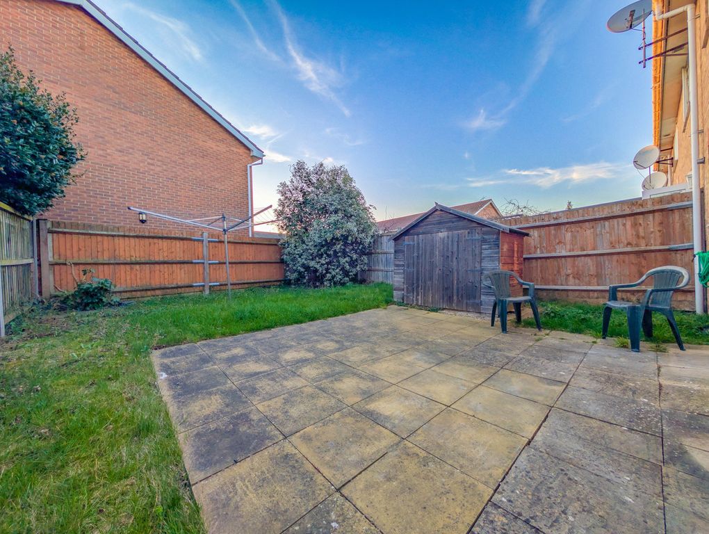 Property photo 2 of 18