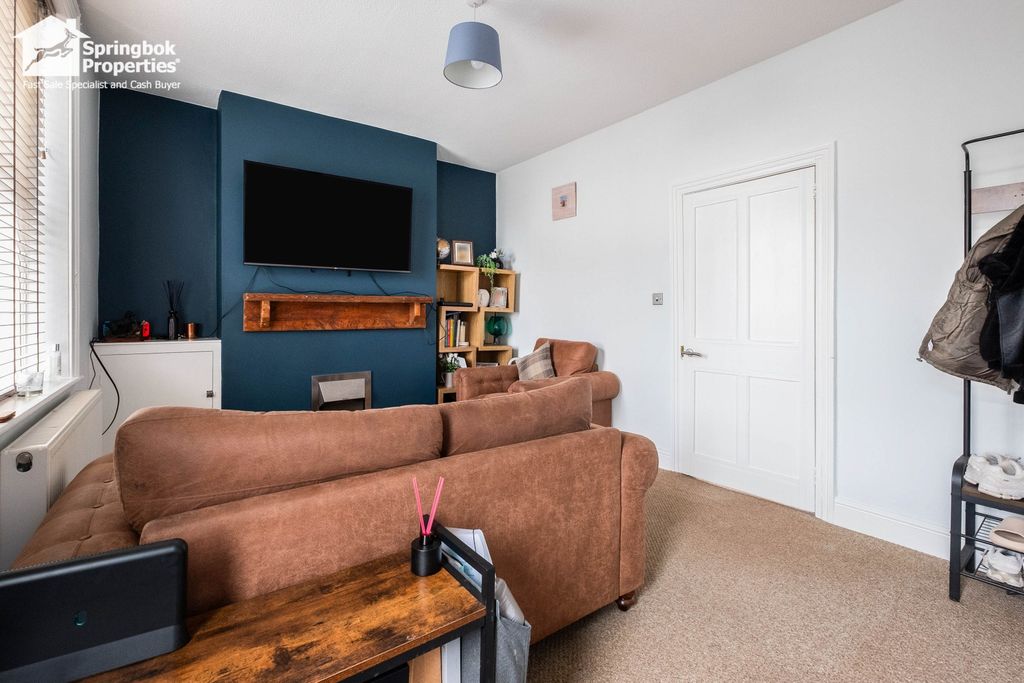 Property photo 2 of 18 Image 1