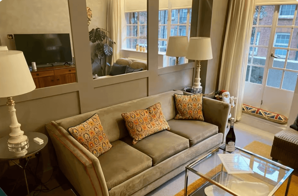 Property photo 2 of 17