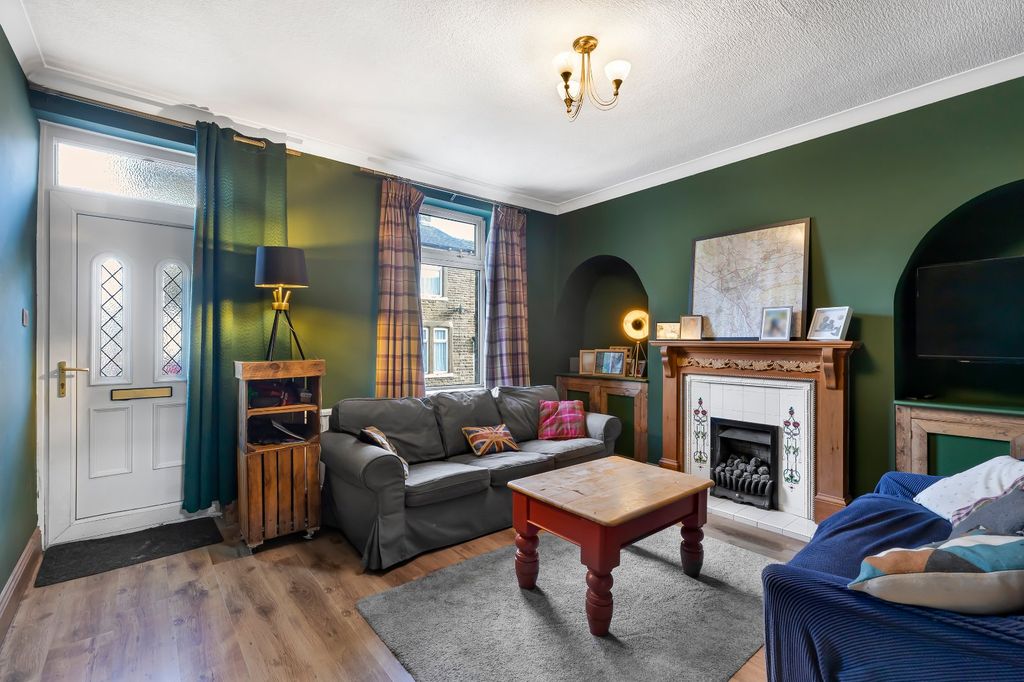 Property photo 2 of 20 Picture No. 02