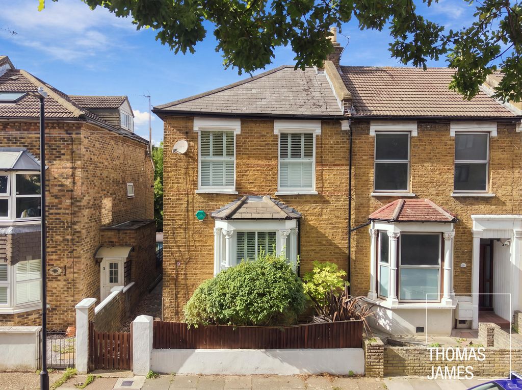 Property photo 1 of 22