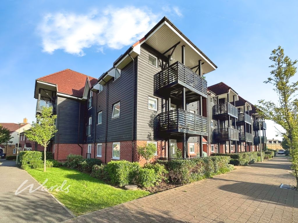 Property photo 1 of 8 74d62Cde-Finn 20F...