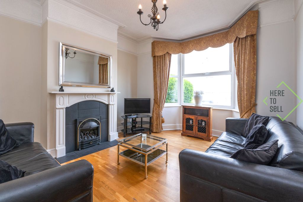 Property photo 1 of 14 Brunswick Park Road, N11-1