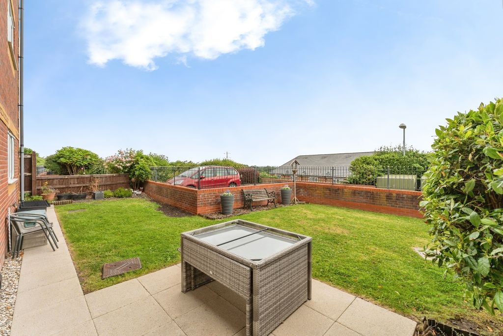 Property photo 2 of 26 Pbox-Img.Jpg
