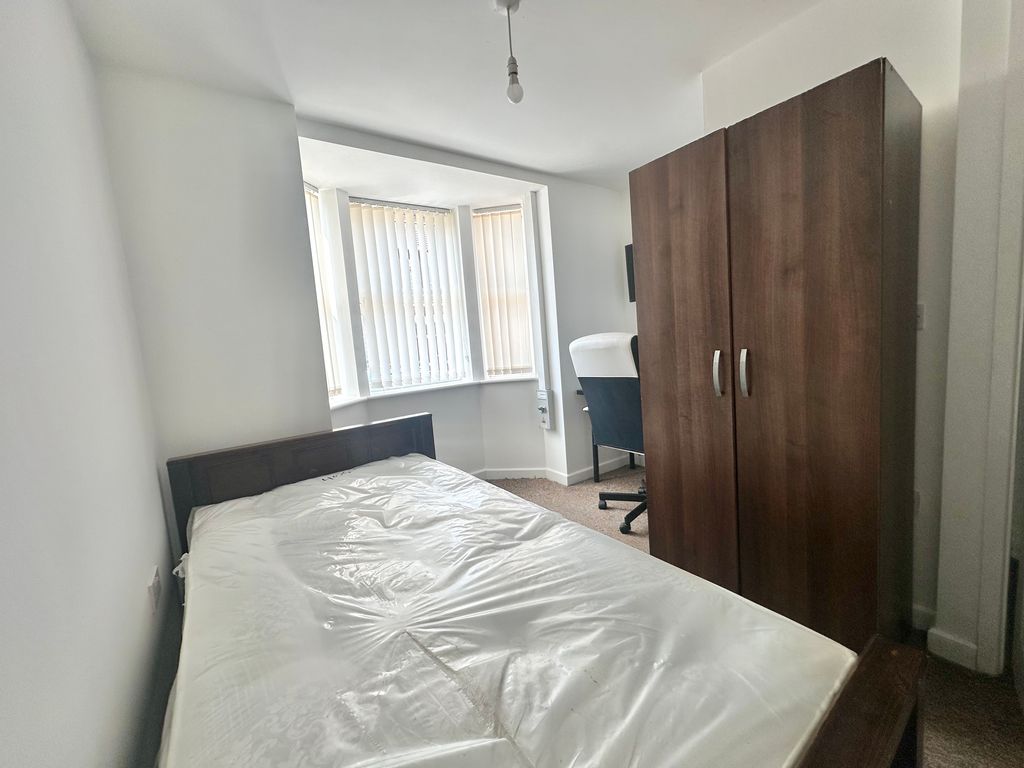 Property photo 2 of 6 Img_4459