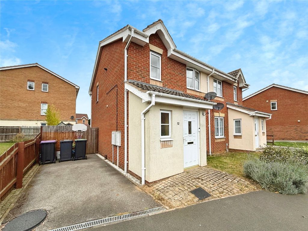Property photo 1 of 17 Outside