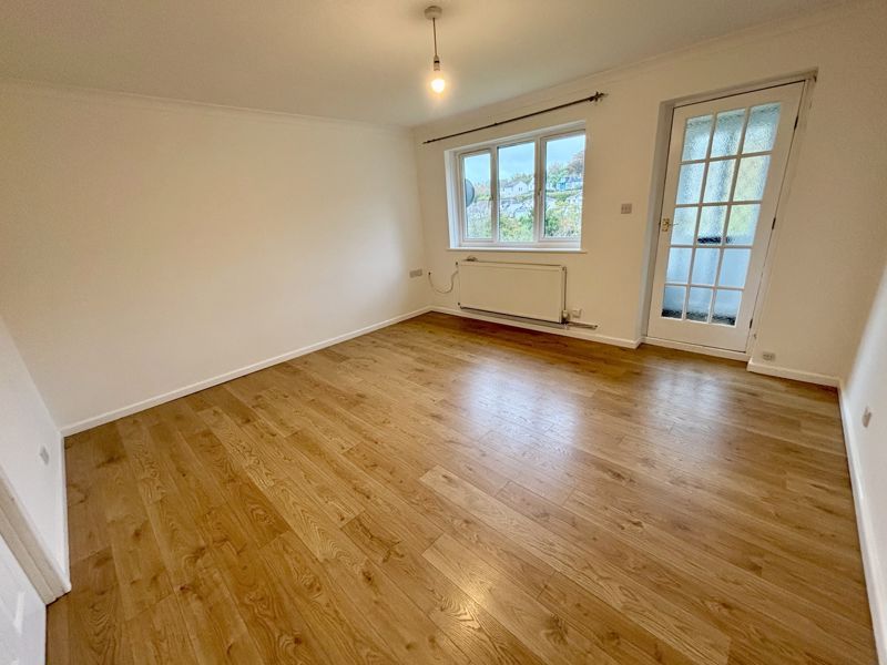 Property photo 2 of 14 Photo 14