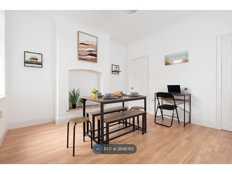 Property photo 1 of 34