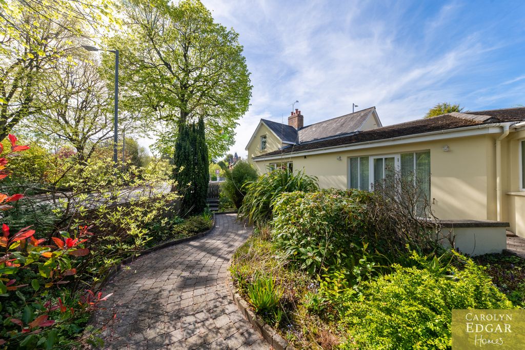 Property photo 2 of 50 030