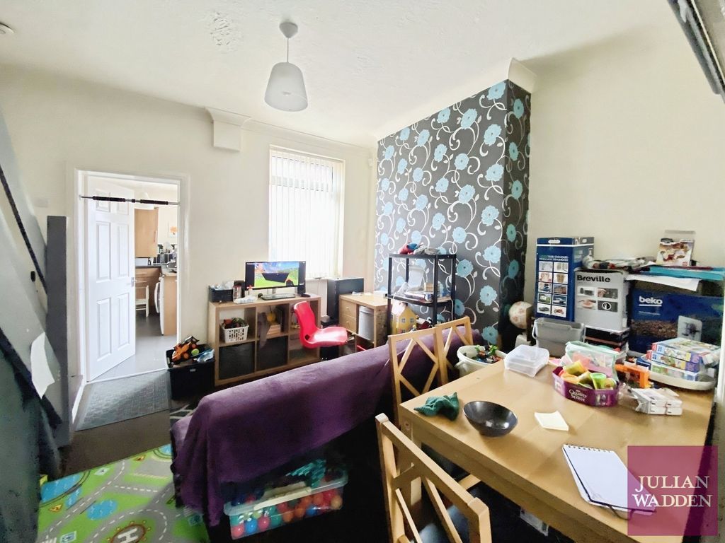 Property photo 2 of 5 Picture No. 04