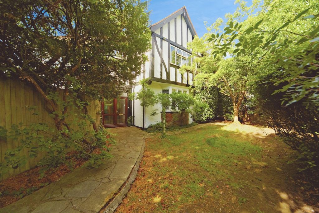 Property photo 1 of 16 Photo