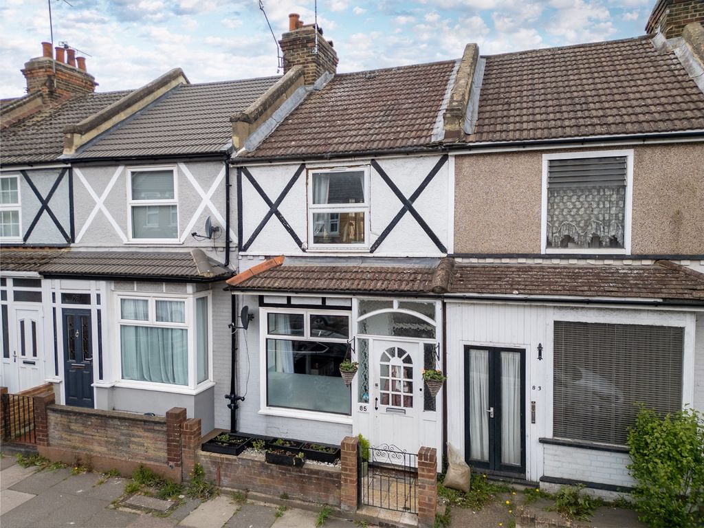 Property photo 1 of 18 5156072