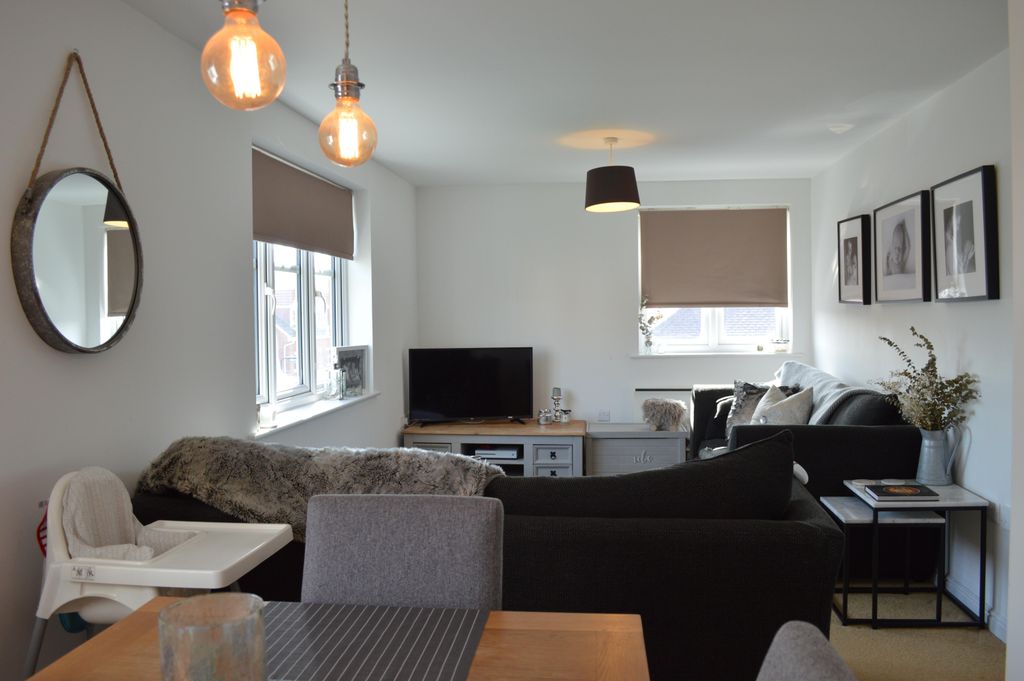 Property photo 2 of 8 Image