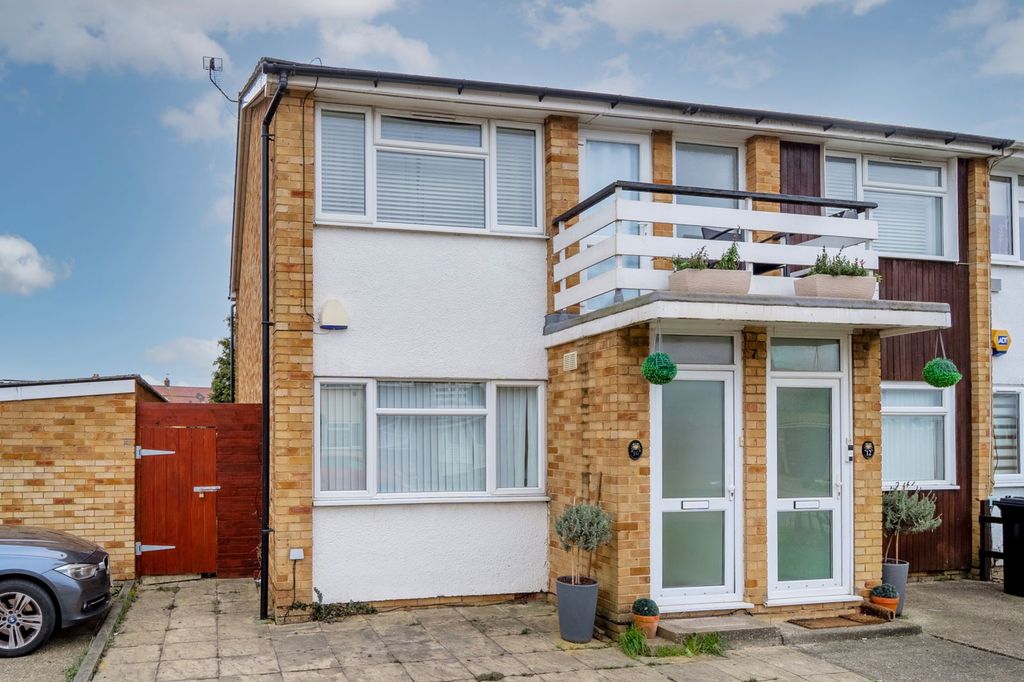 Property photo 2 of 10