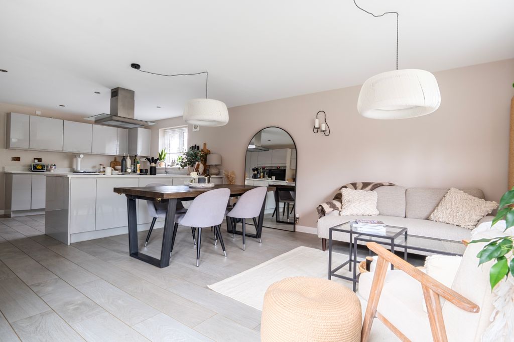 Property photo 3 of 24 147208076A2Abd31766F9