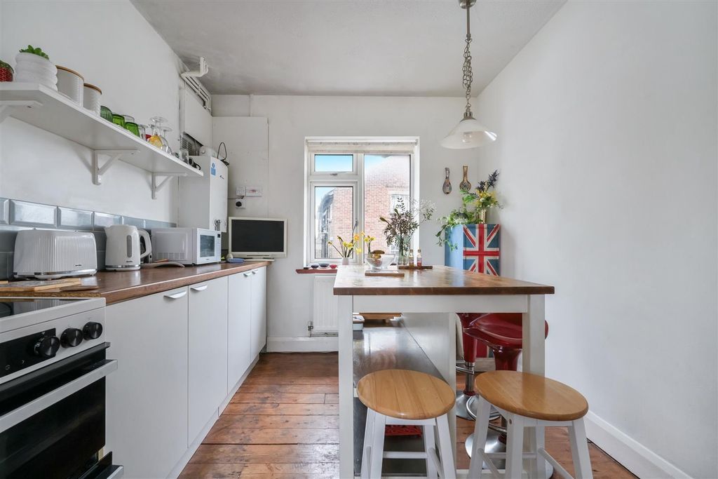 Property photo 1 of 15 High Street (7).Jpg