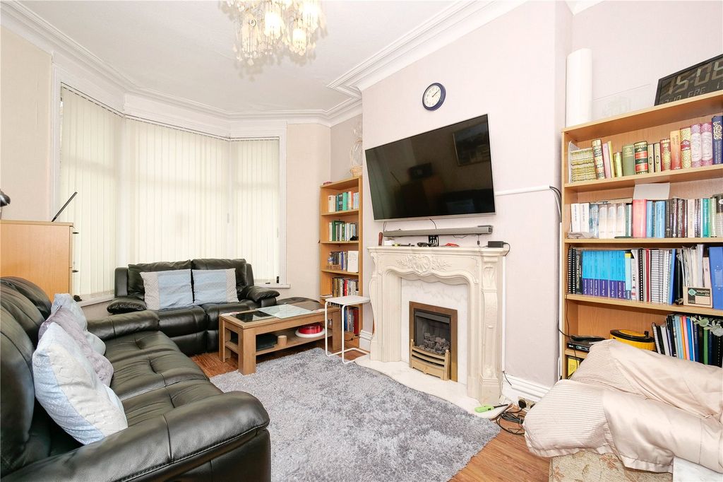 Property photo 2 of 15 Picture No. 03