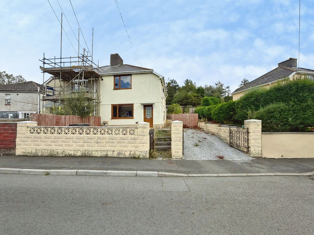 Property photo 1 of 25