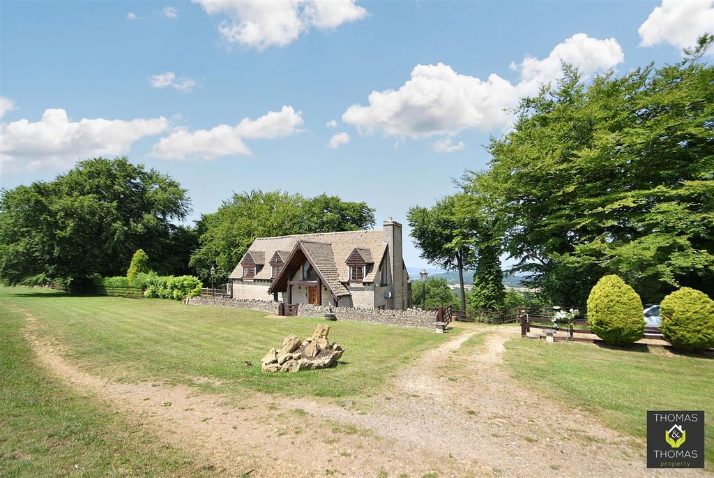 Property photo 3 of 21