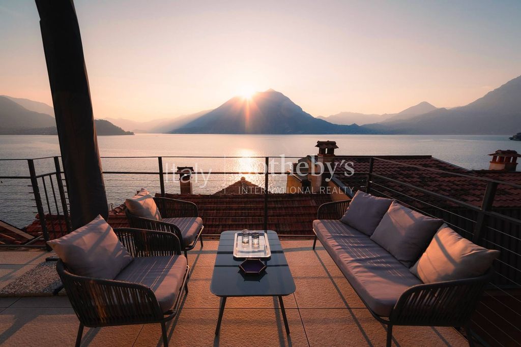 Property photo 2 of 27