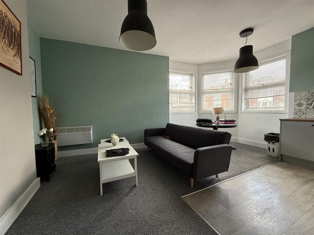Property photo 3 of 15 Img_6842.Jpg