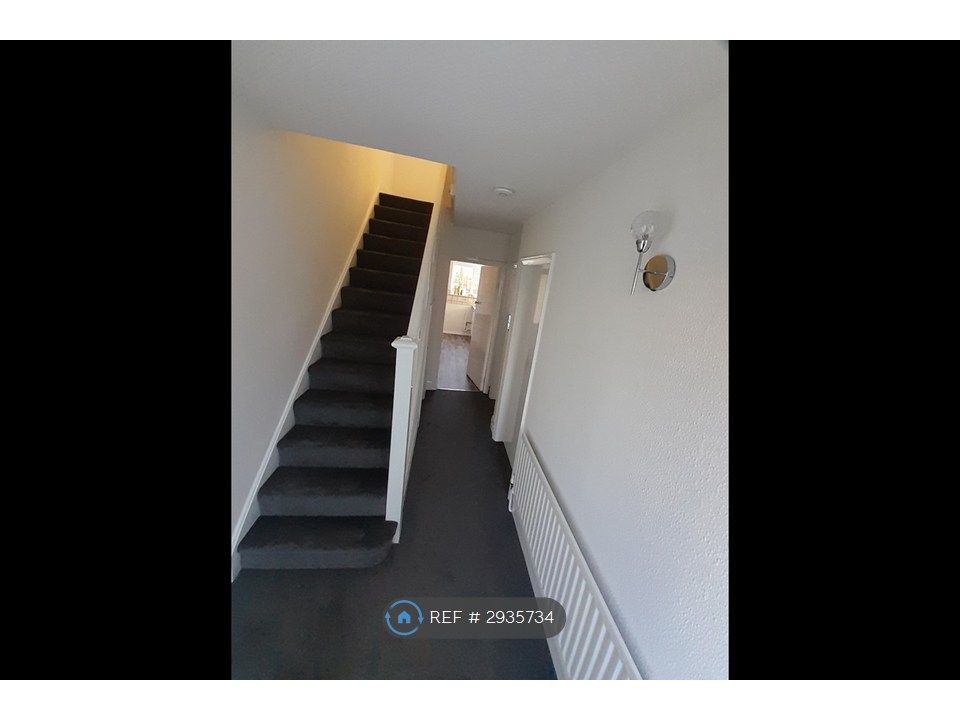 Property photo 3 of 12 Hallway/Stairs