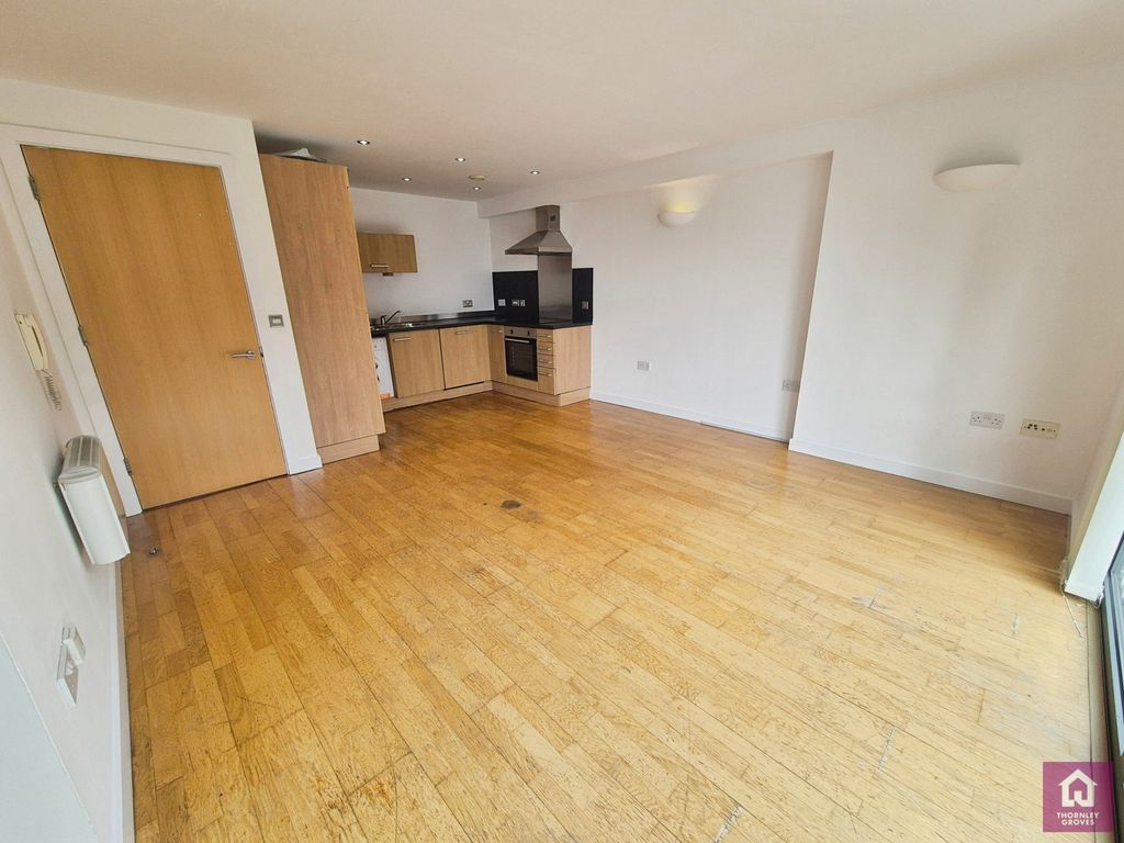Property photo 2 of 18 Pbox-Img.Jpg