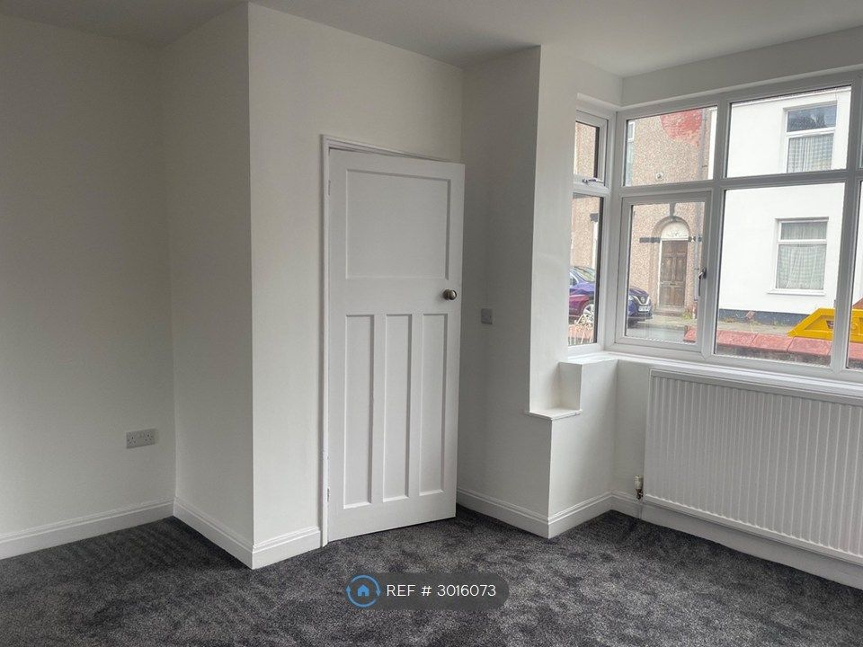 Property photo 3 of 35