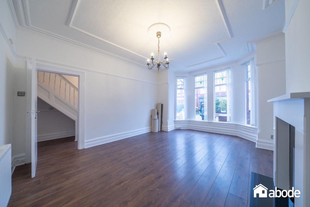 Property photo 3 of 24 Dsc02917-Hdr.Jpg