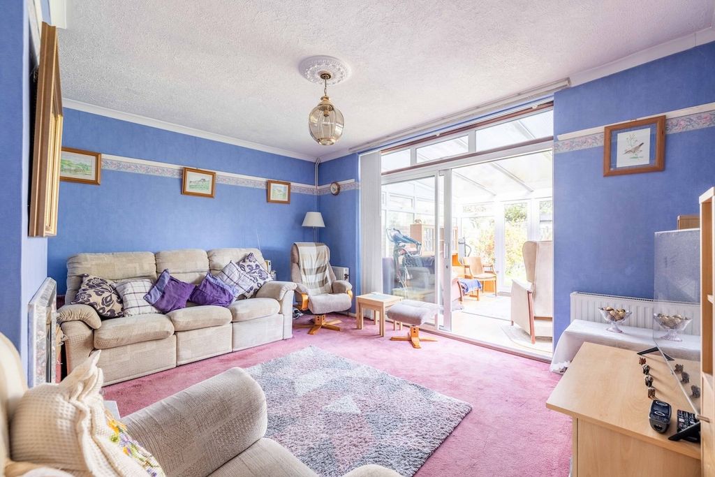 Property photo 2 of 19