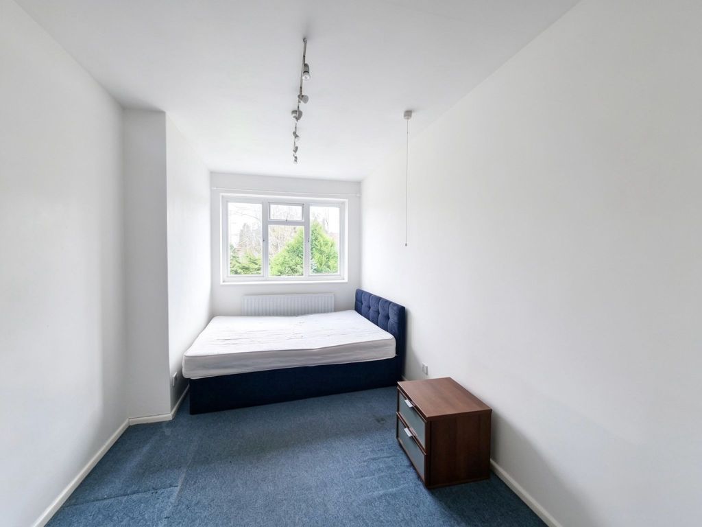 Property photo 2 of 9 68 Farm Avenue, Wembley, Ha0 4Ux (3)