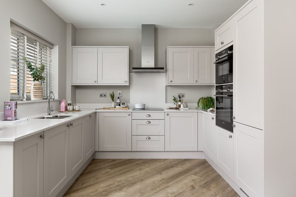 Property photo 3 of 8 Show Home Kitchen