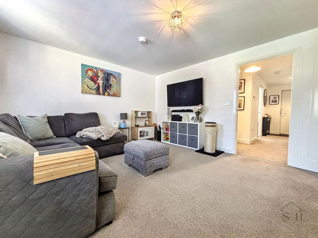 Property photo 2 of 15