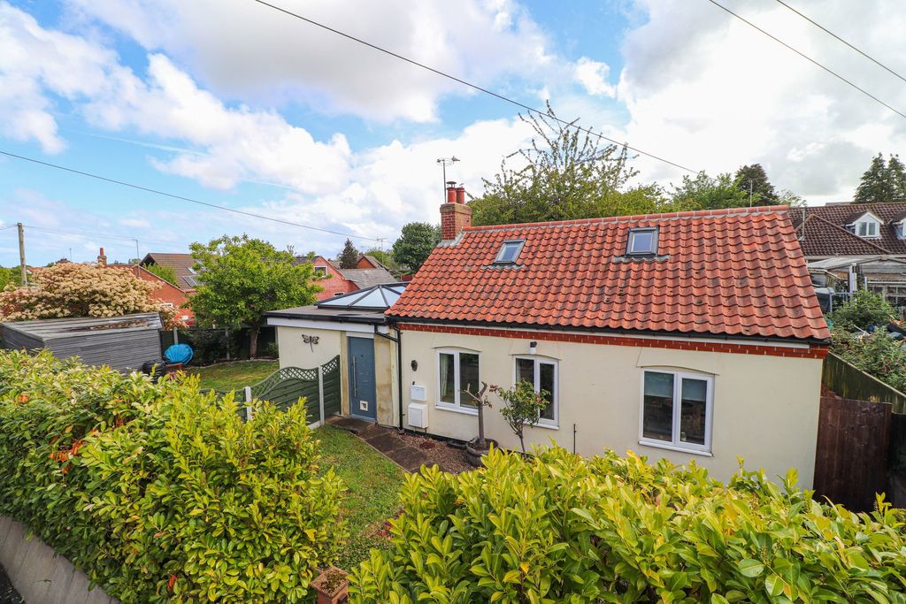 Property photo 1 of 24