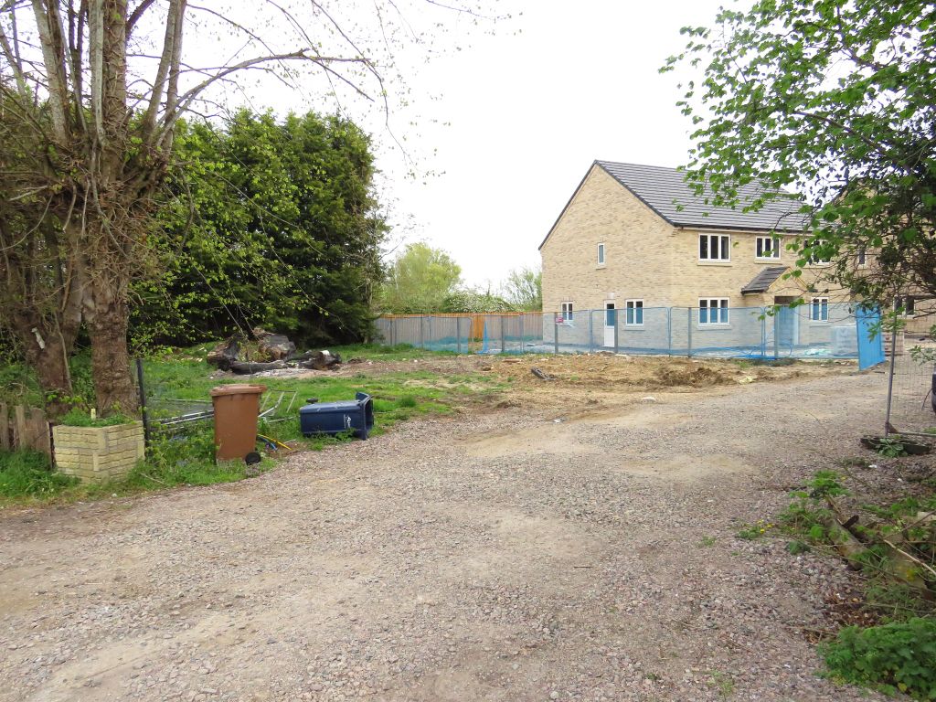 Property photo 2 of 6