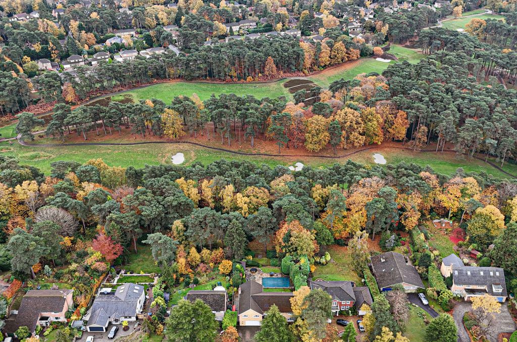 Property photo 2 of 32 5-690Df2E9E834B-1...