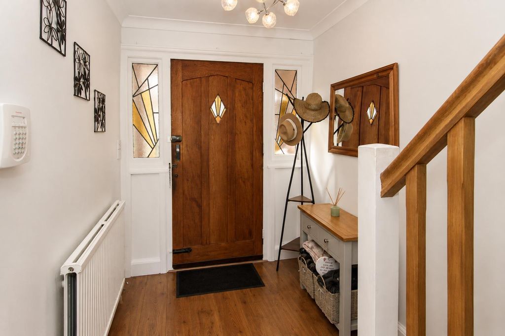 Property photo 3 of 29 Hall B.Png
