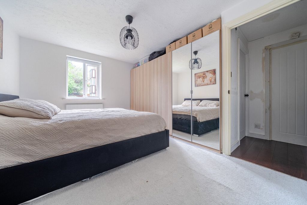 Property photo 2 of 14 Picture No. 13