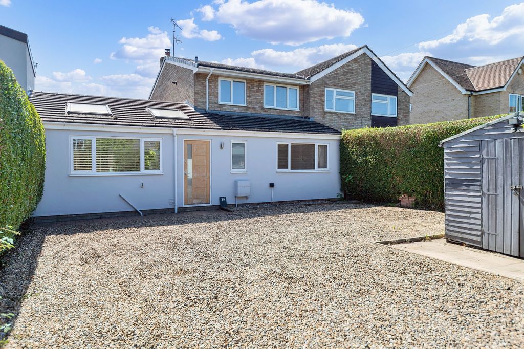 Property photo 1 of 30