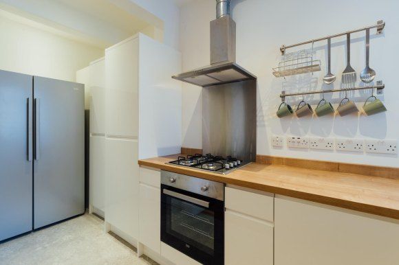 Property photo 2 of 18 8690084.Jpg