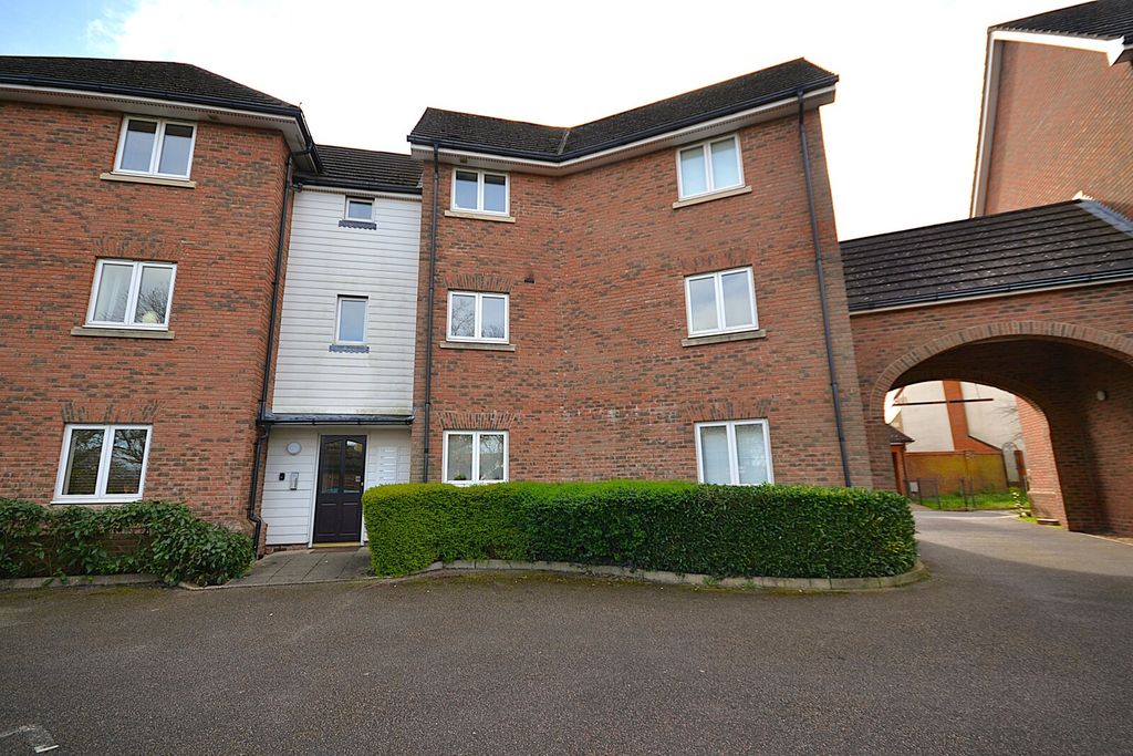 Property photo 2 of 9 External Entrance