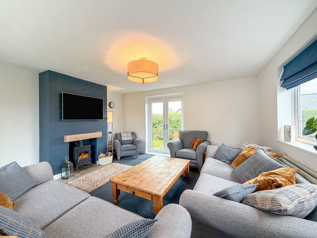 Property photo 2 of 40