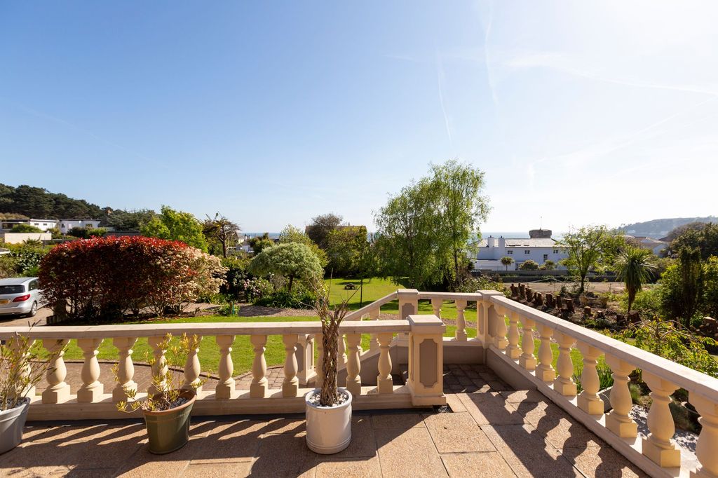 Additional image 40 of 4 bed detached house for saleMaison Du Cerisier, St Brelade JE3