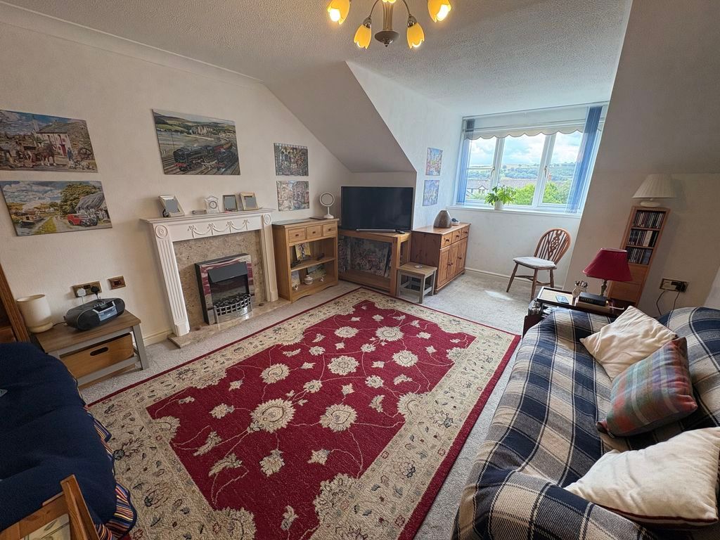 Property photo 2 of 17 Photo 2