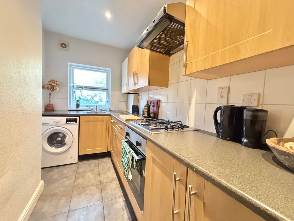 Property photo 2 of 5 Img_2457