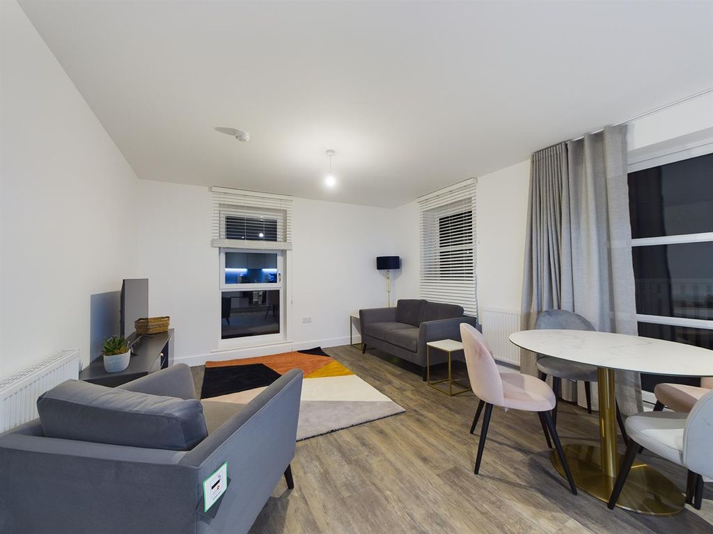 Property photo 1 of 13 Cam01030G0-Pr0022-Still001.Jpg