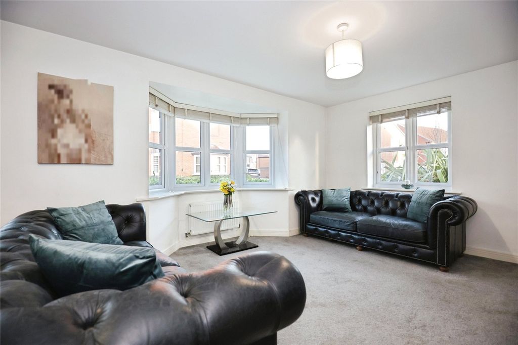 Property photo 2 of 22 Picture No. 25