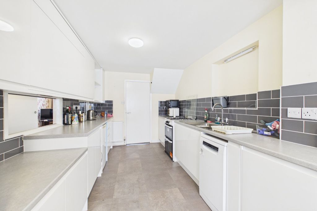 Property photo 3 of 11 Picture No. 09