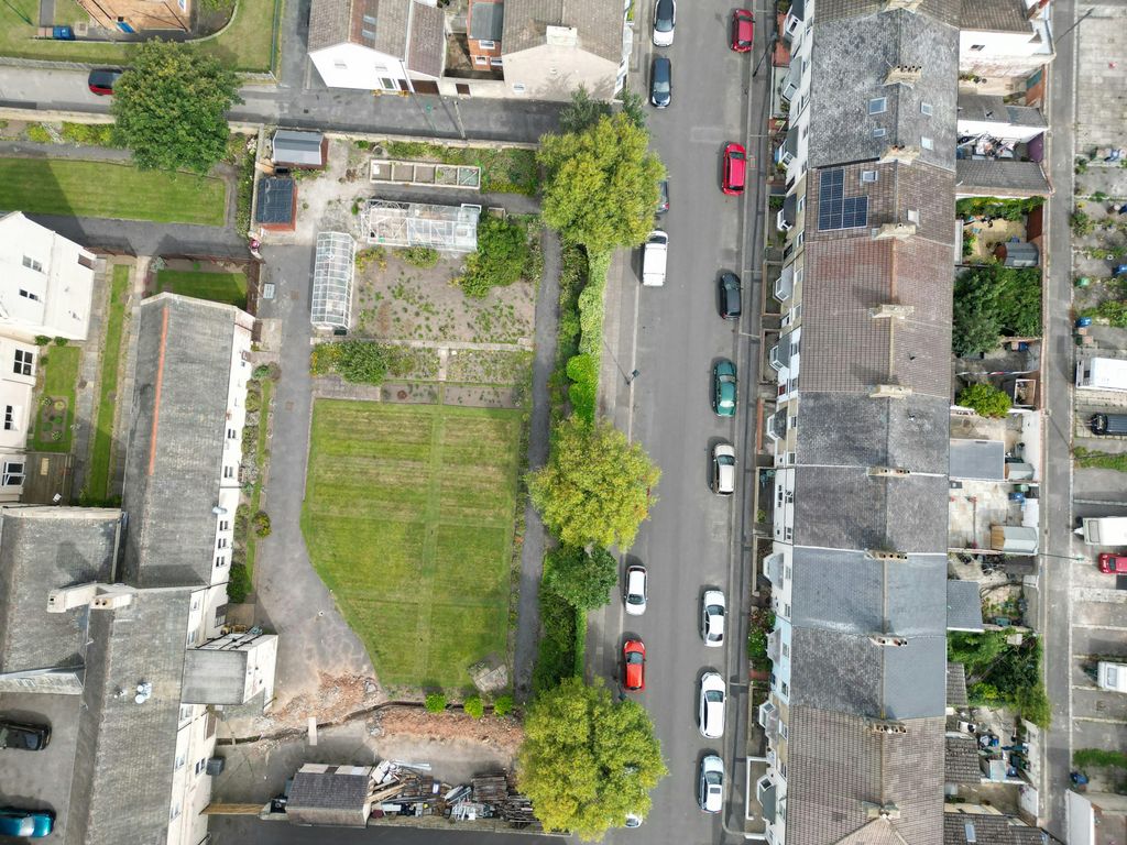 Property photo 2 of 5 Dji_Fly_20250807_155932_378_1755157077893_Photo.Jpg