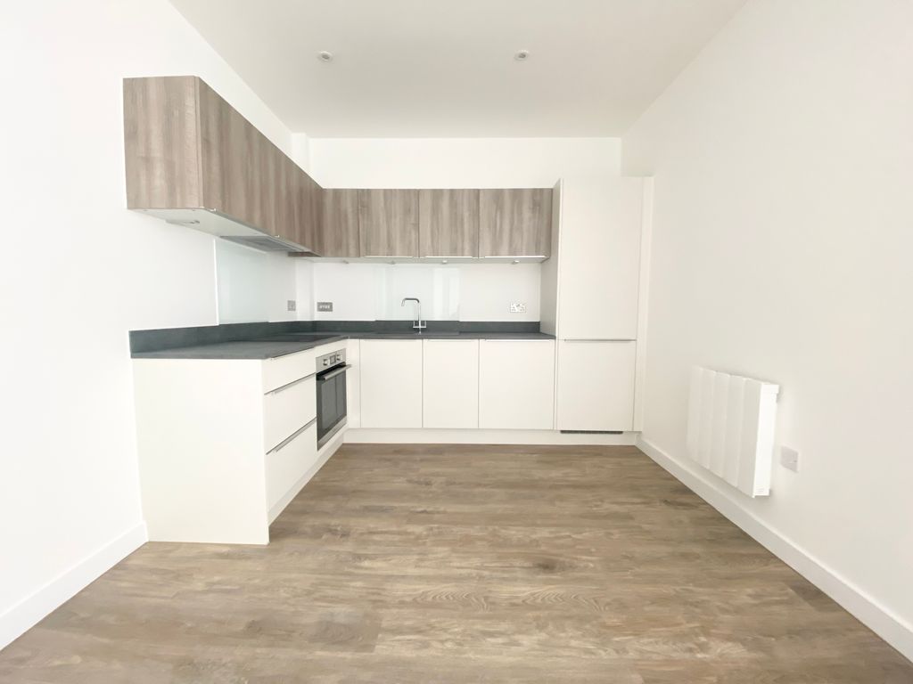 Property photo 2 of 4 Kitchen